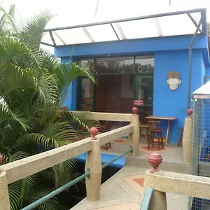  Hostal Dreamkapture Close To The Airport And Bus Terminal